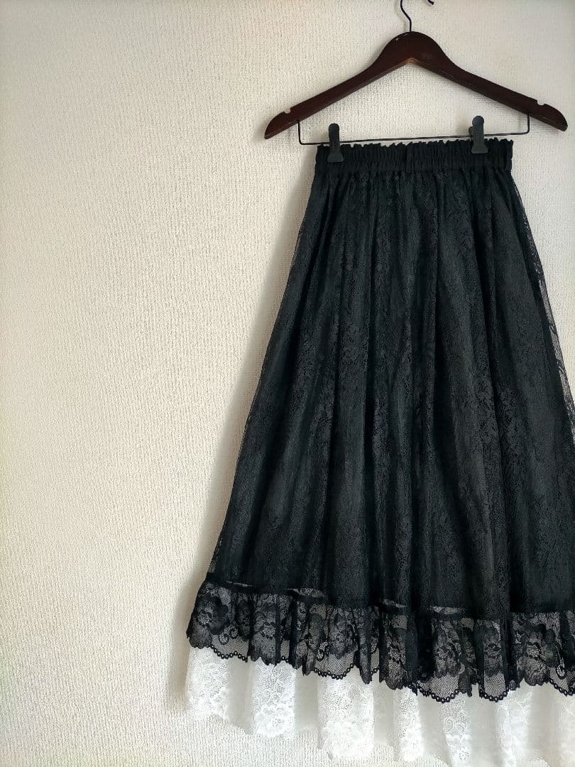 axes femme グラデレースフリルスカート