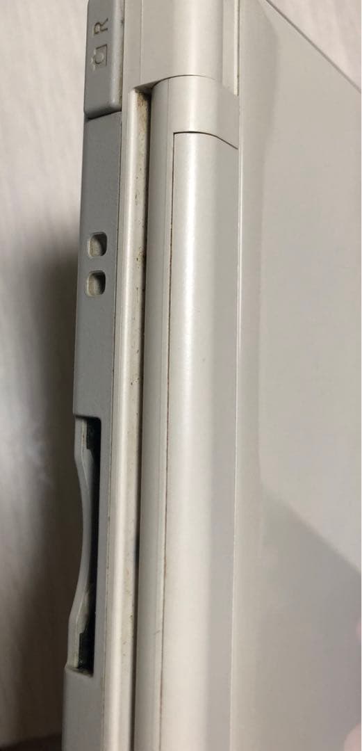 ニンテンドー　任天堂　DSi LL 本体　ナチュラルホワイト