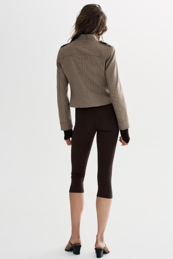 完売品 ZARA ストライプ柄フィットブレザー S ナポレオン
