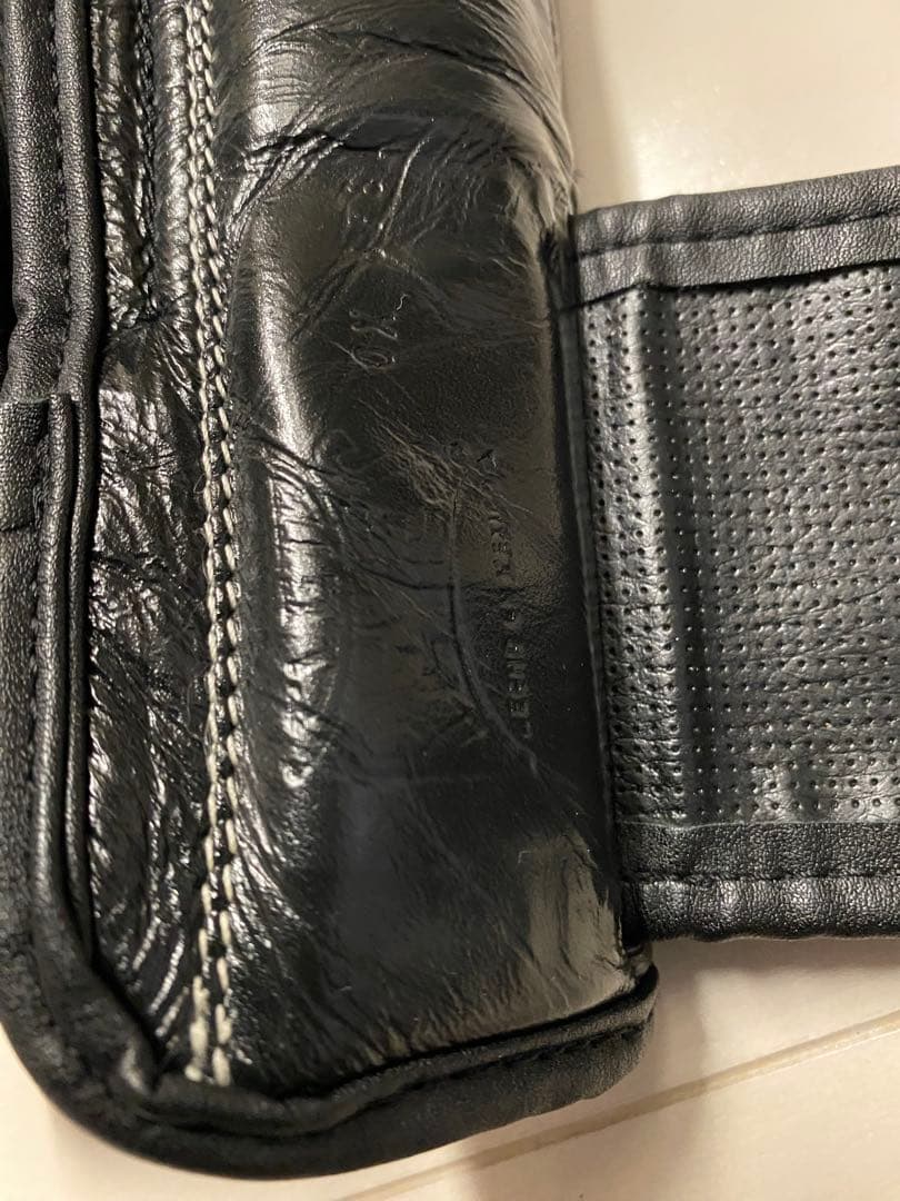 【美品】CLETO REYES ボクシンググローブ 10 oz ブラック