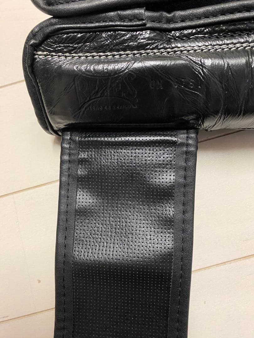【美品】CLETO REYES ボクシンググローブ 10 oz ブラック