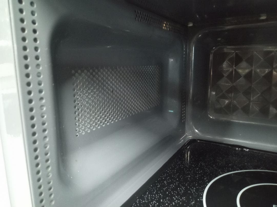 TOSHIBA　東芝　電子レンジ　ER-SS17A（W)