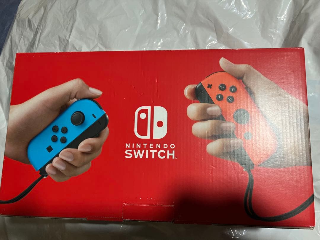 中古 Nintendo Switch 本体と箱のみ