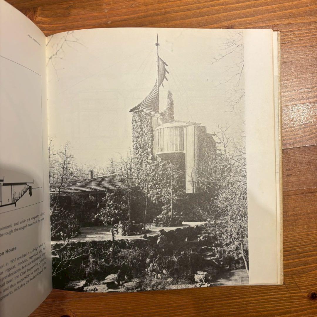 アート・デザイン・音楽 The Architecture of Bruce Goff