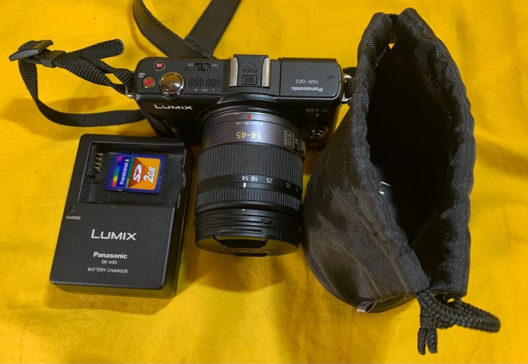 Panasonic LUMIX DMC-GF2 ミラーレス一眼カメラ レンズ2点