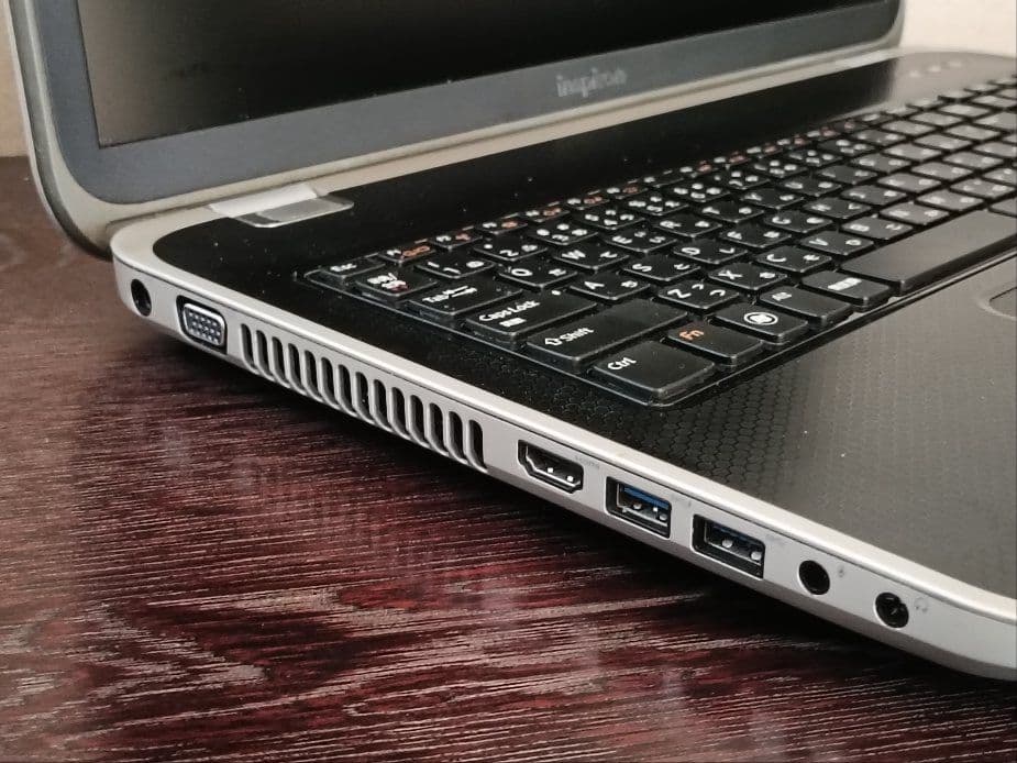 拡張でデスクトップのように使える ✨DELLテンキー付 17インチWIDEノート
