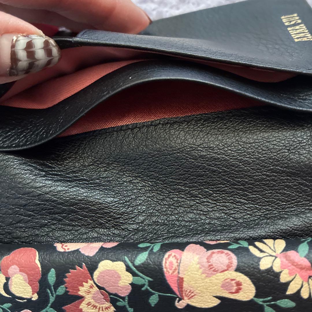ANNA SUI ⭐︎黒 レザー 二つ折り財布