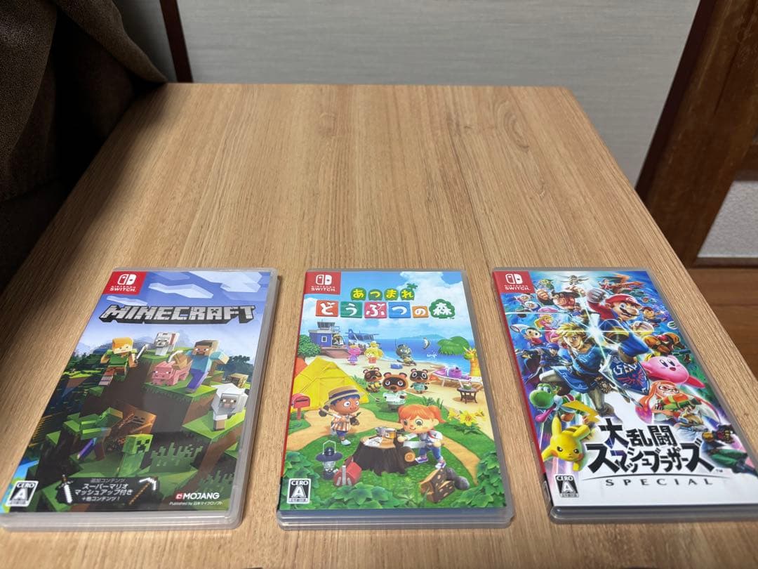 Nintendo Switch 本体 + 付属品、ソフト3つ付き