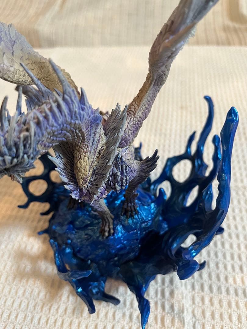 ジャンク品　モンスターハンター　クリエイターズモデル　イヴェルカーナ　MHWI