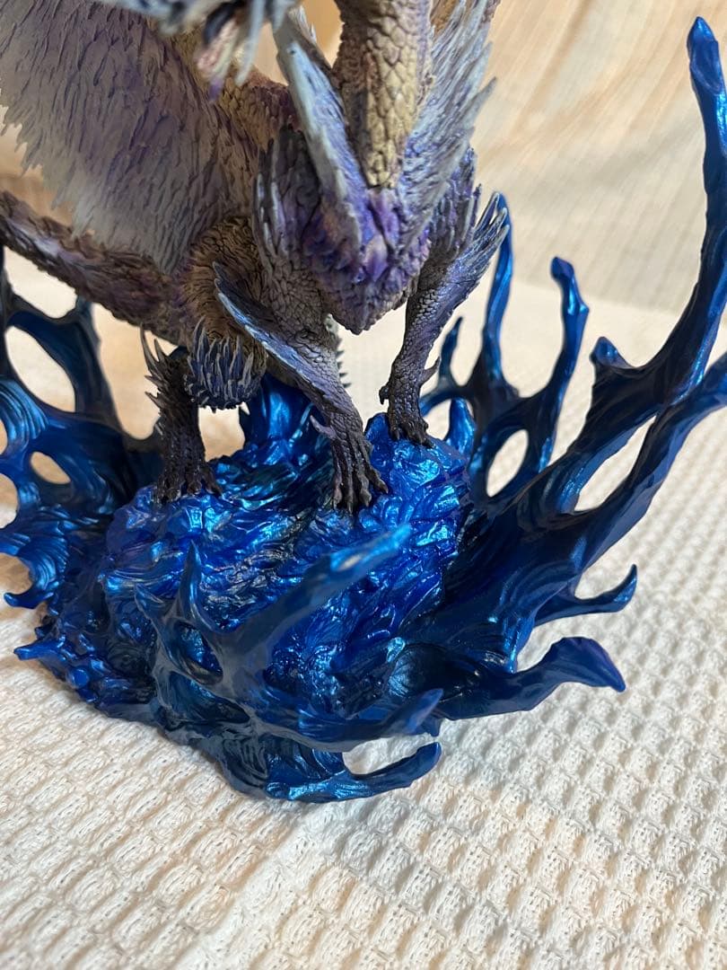 ジャンク品　モンスターハンター　クリエイターズモデル　イヴェルカーナ　MHWI