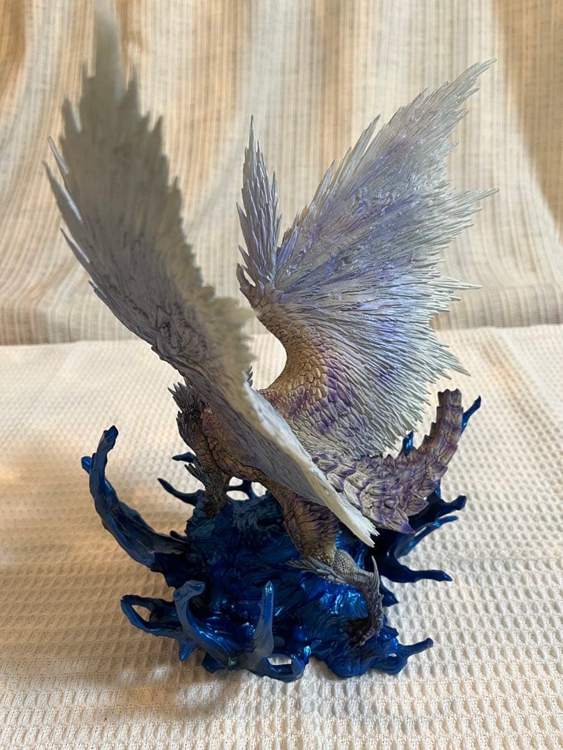 ジャンク品　モンスターハンター　クリエイターズモデル　イヴェルカーナ　MHWI