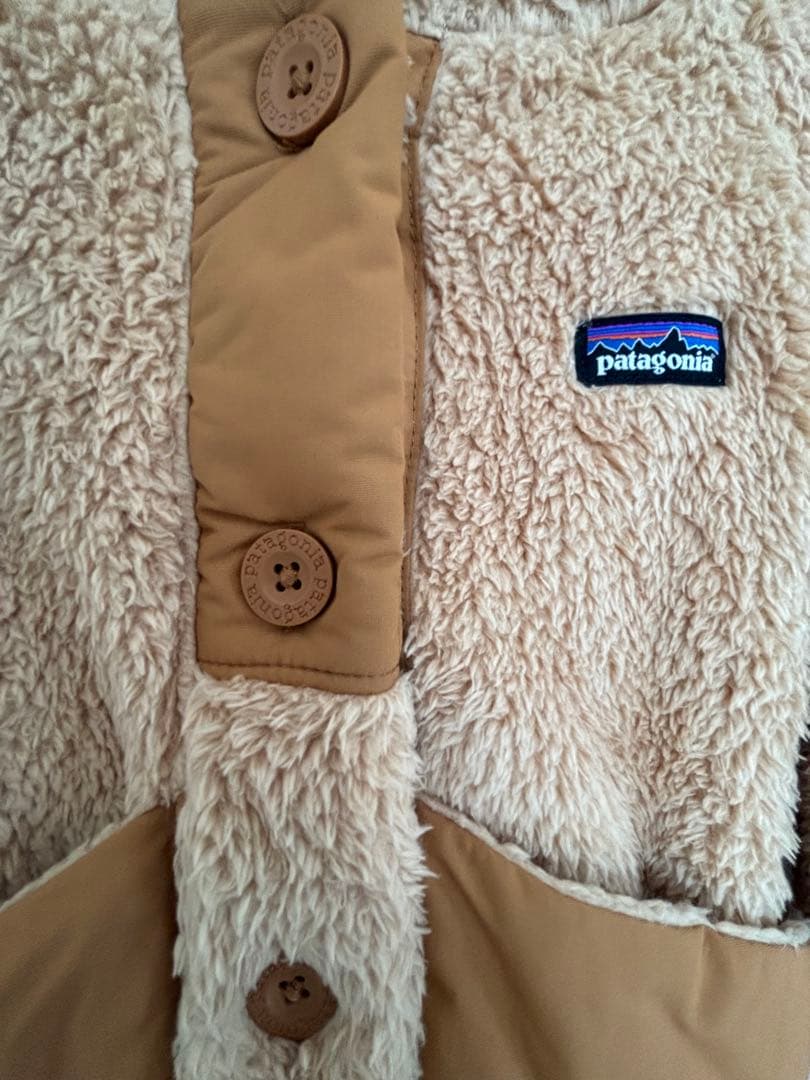 新品★パタゴニア★もこもこアウター★3T