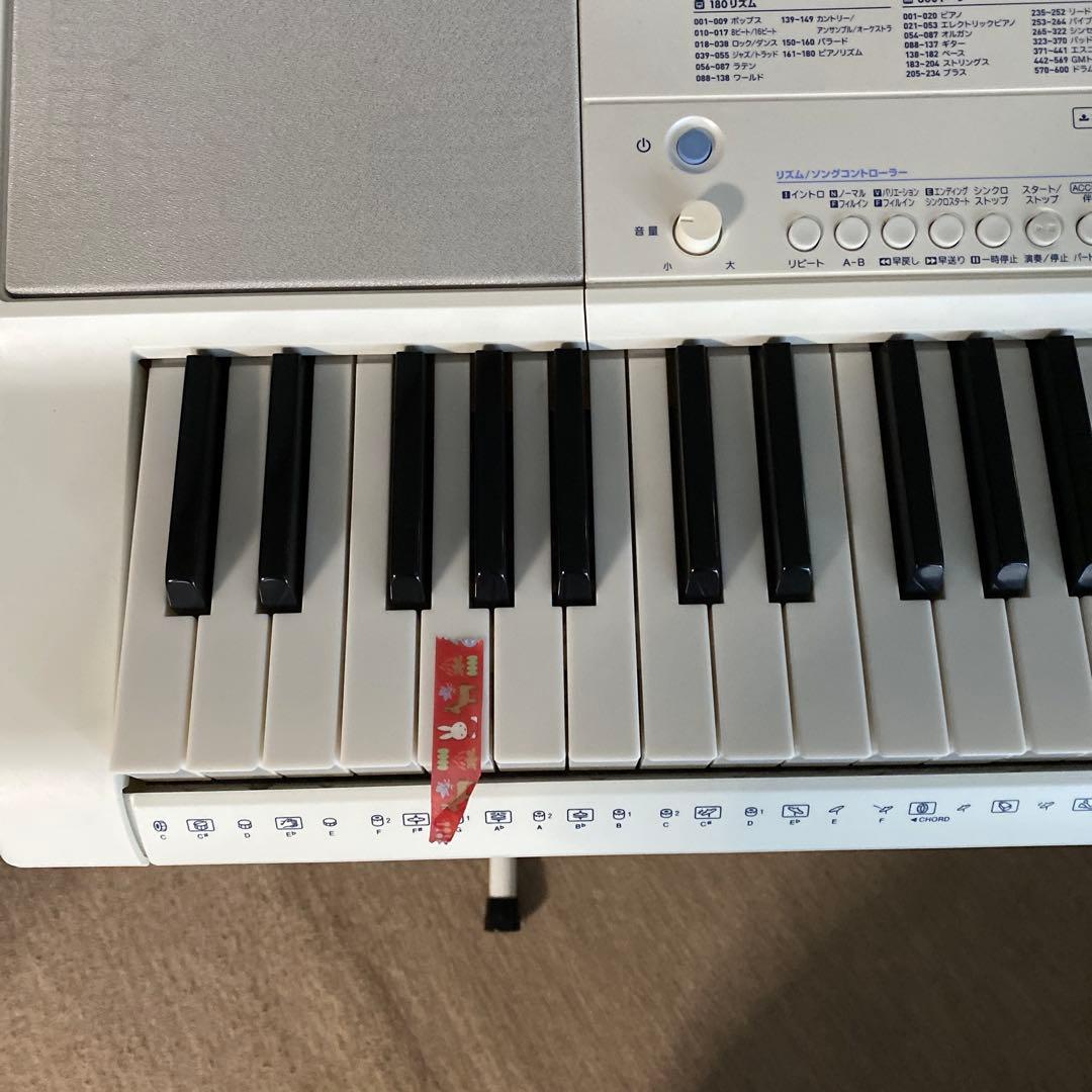 CASIO LK-515 電子キーボード　ジャンク品
