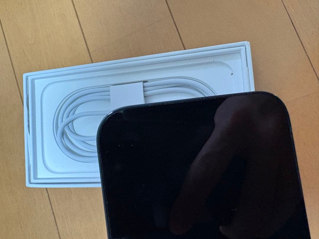 iPhone13 アイフォン13本体　バッテリー80%