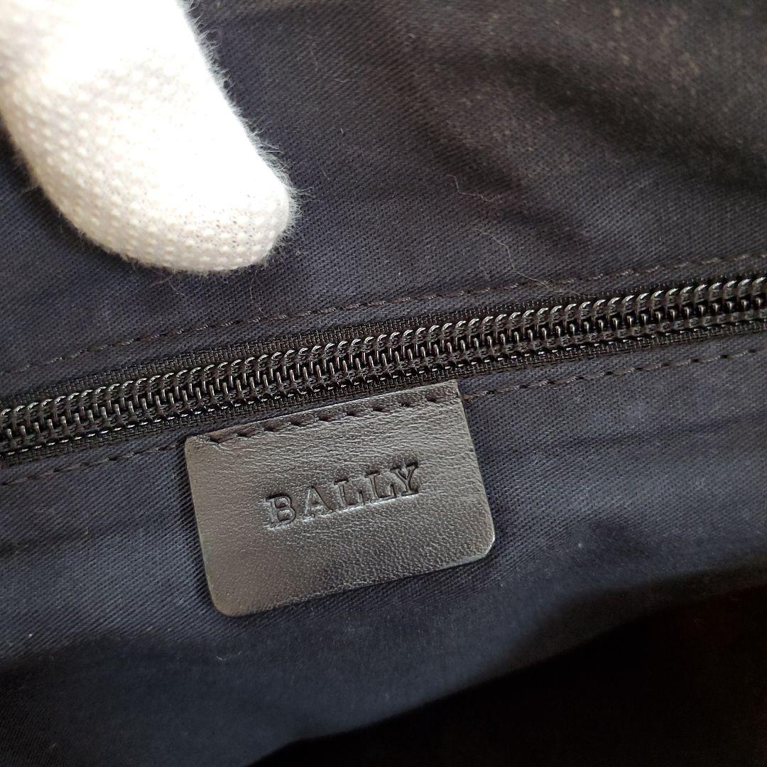 ⭐極美品⭐BALLY メッセンジャーバッグ 黒 レザー ホワイトライン 南京錠