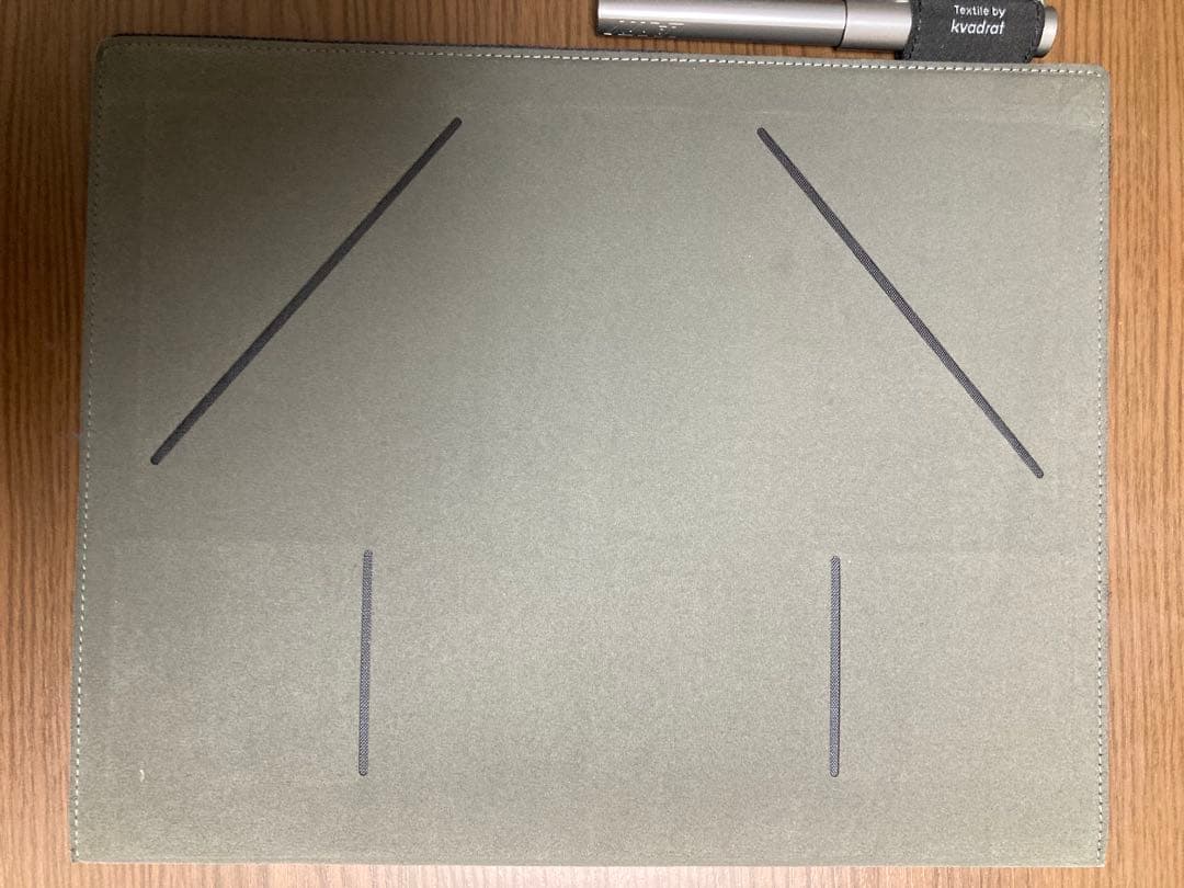 QUADERNO A4 (Gen. 2) 専用ペン付き