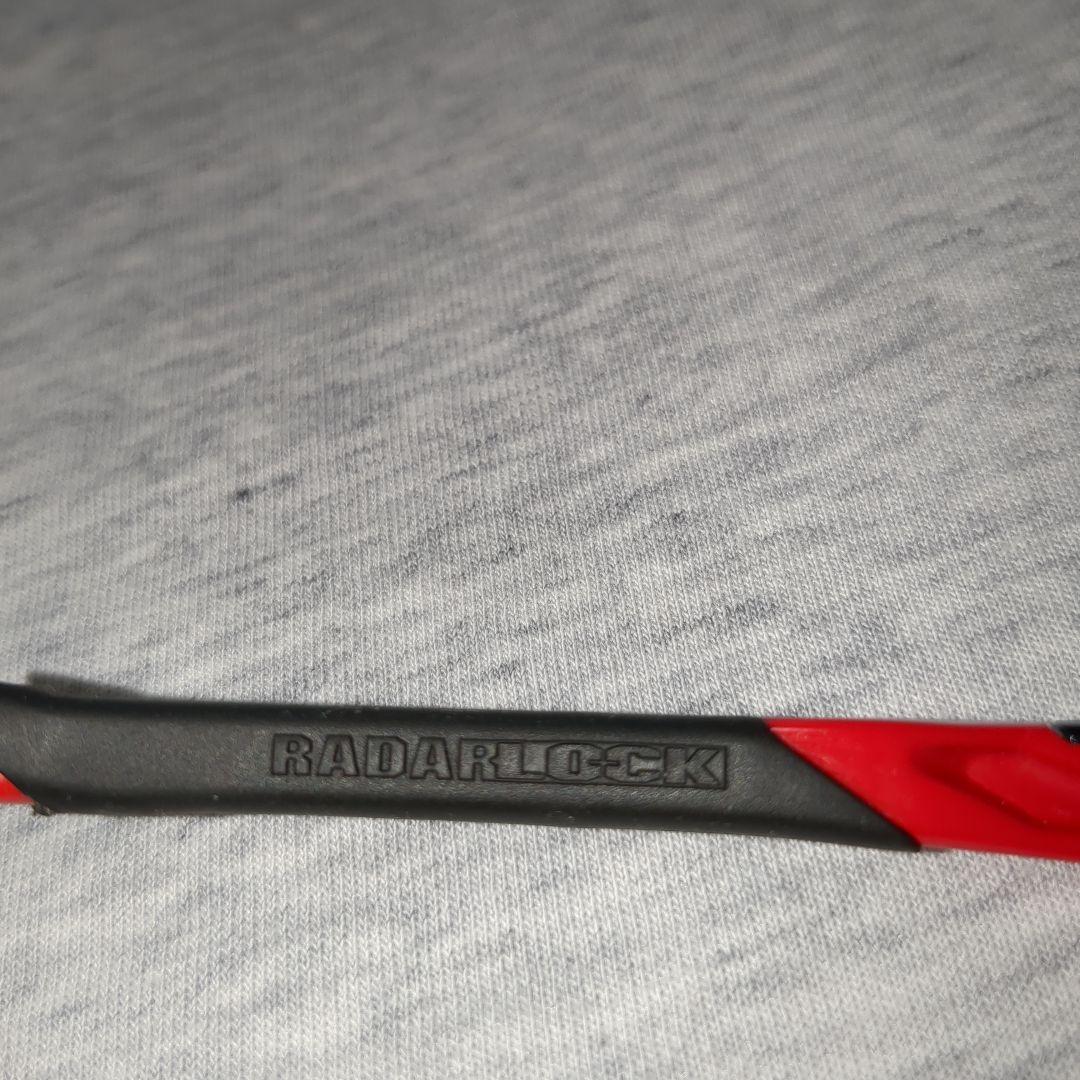 Oakley オークリー　 レーダーロック　サングラス　 レッド/ブラック
