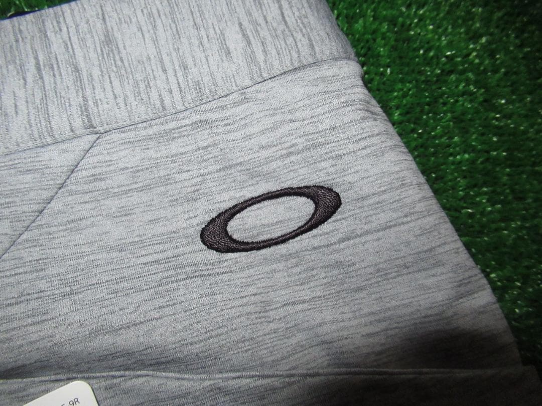 OAKLEY　30　SKULL VERSATILE TPD JOGGER 4.0