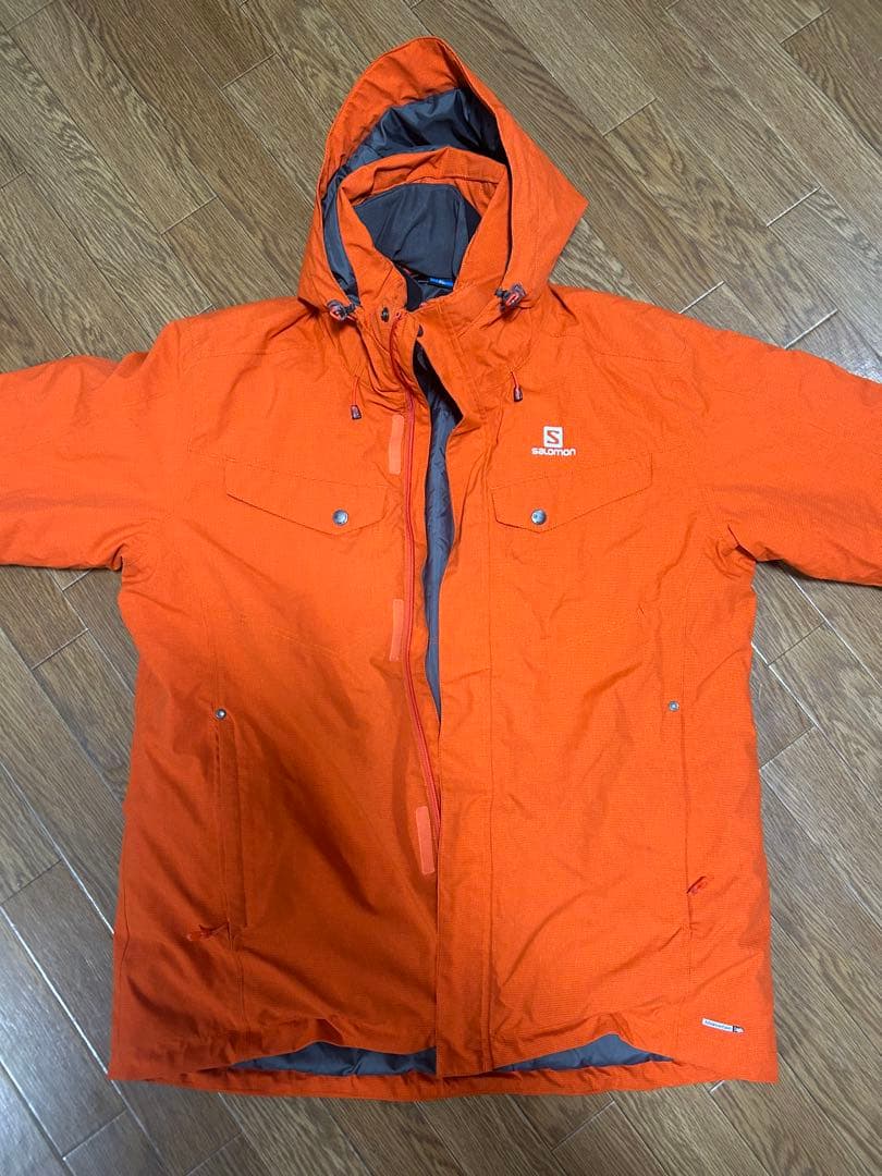 SALOMON DESIGNED FOR FREEDOM スノーボードウェア