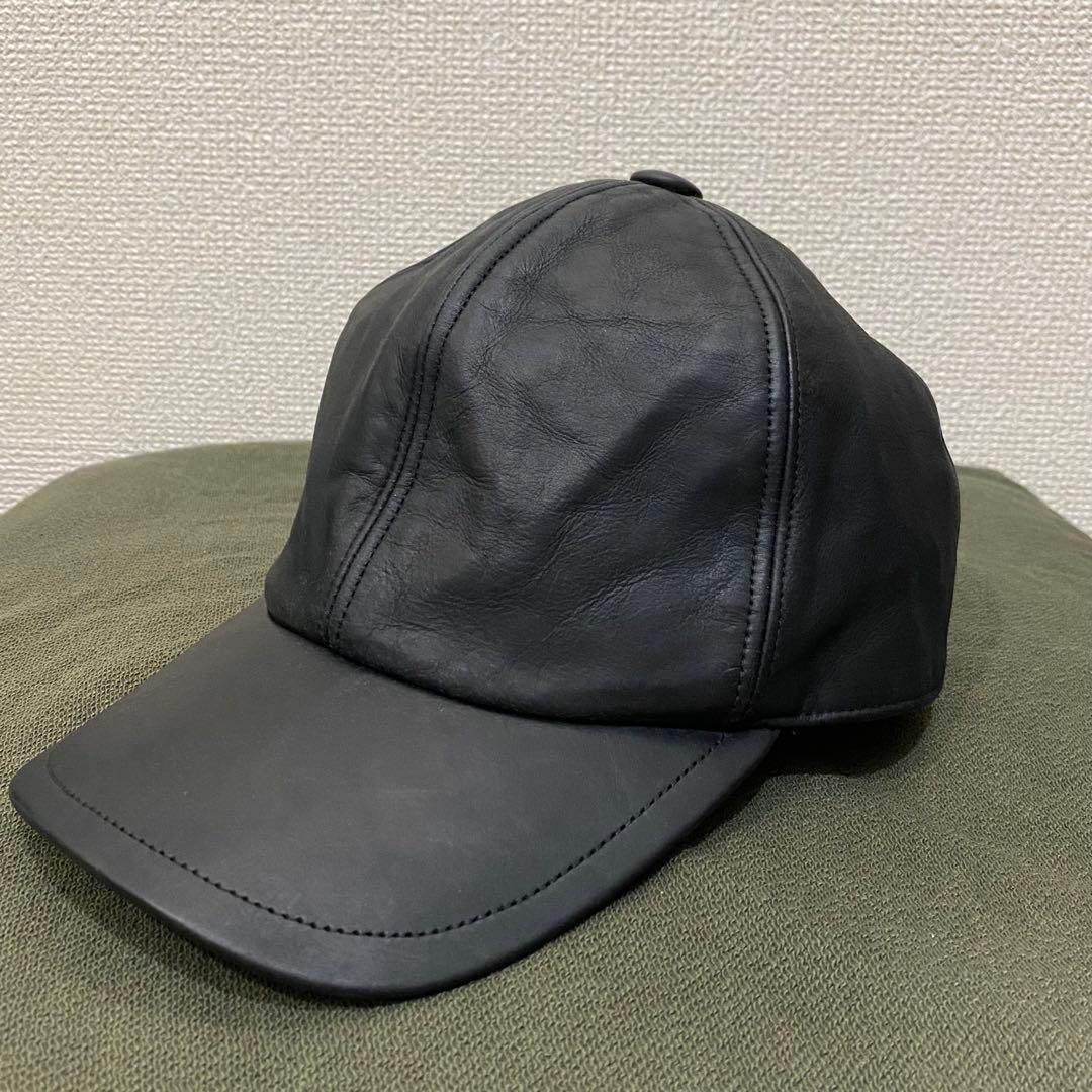 BARNEYS NEWYORK レザーキャップ