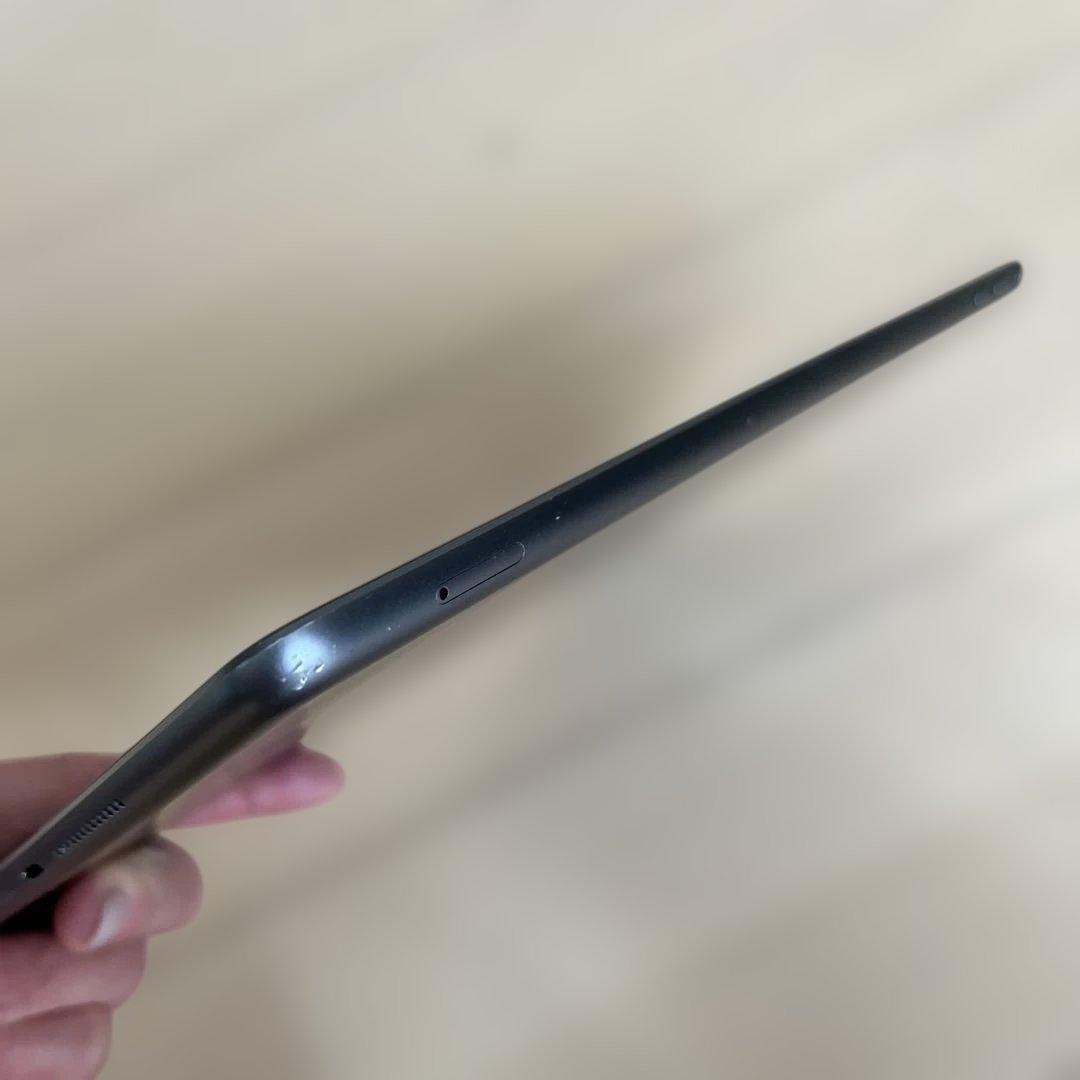 iPad 7世代 SIMフリー セルラーモデル