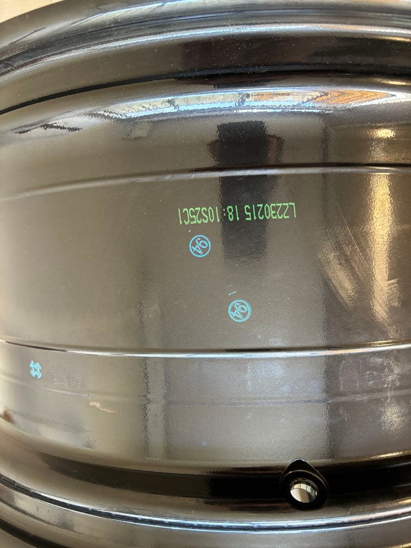 アルファロメオ　純正未使用19インチホイール