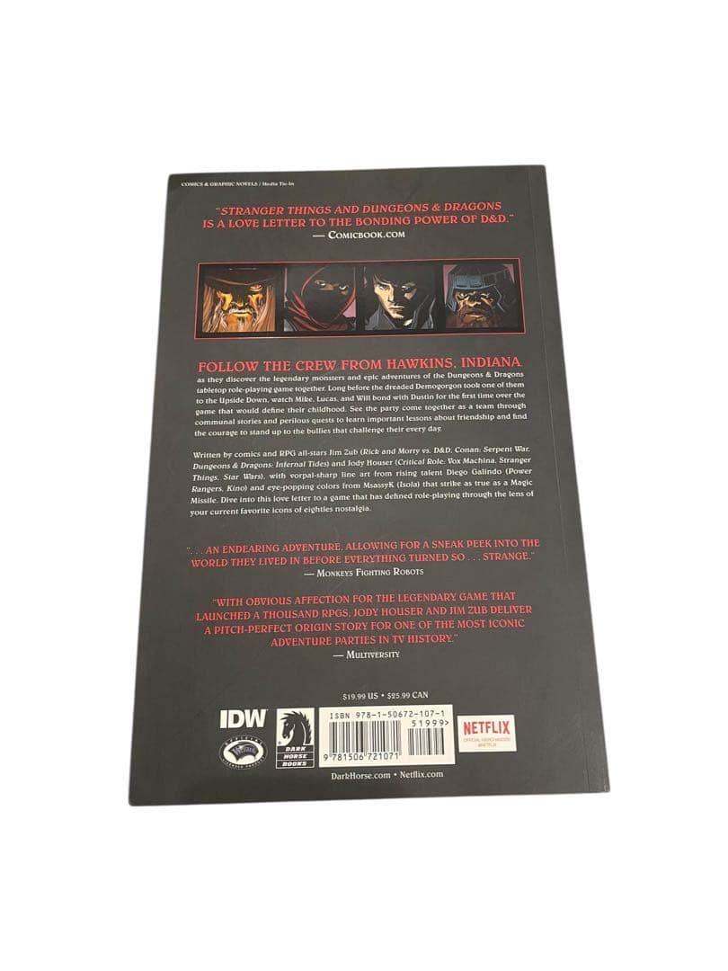 Netflix公式(LA) Stranger Thingsコミック2冊ステッカー