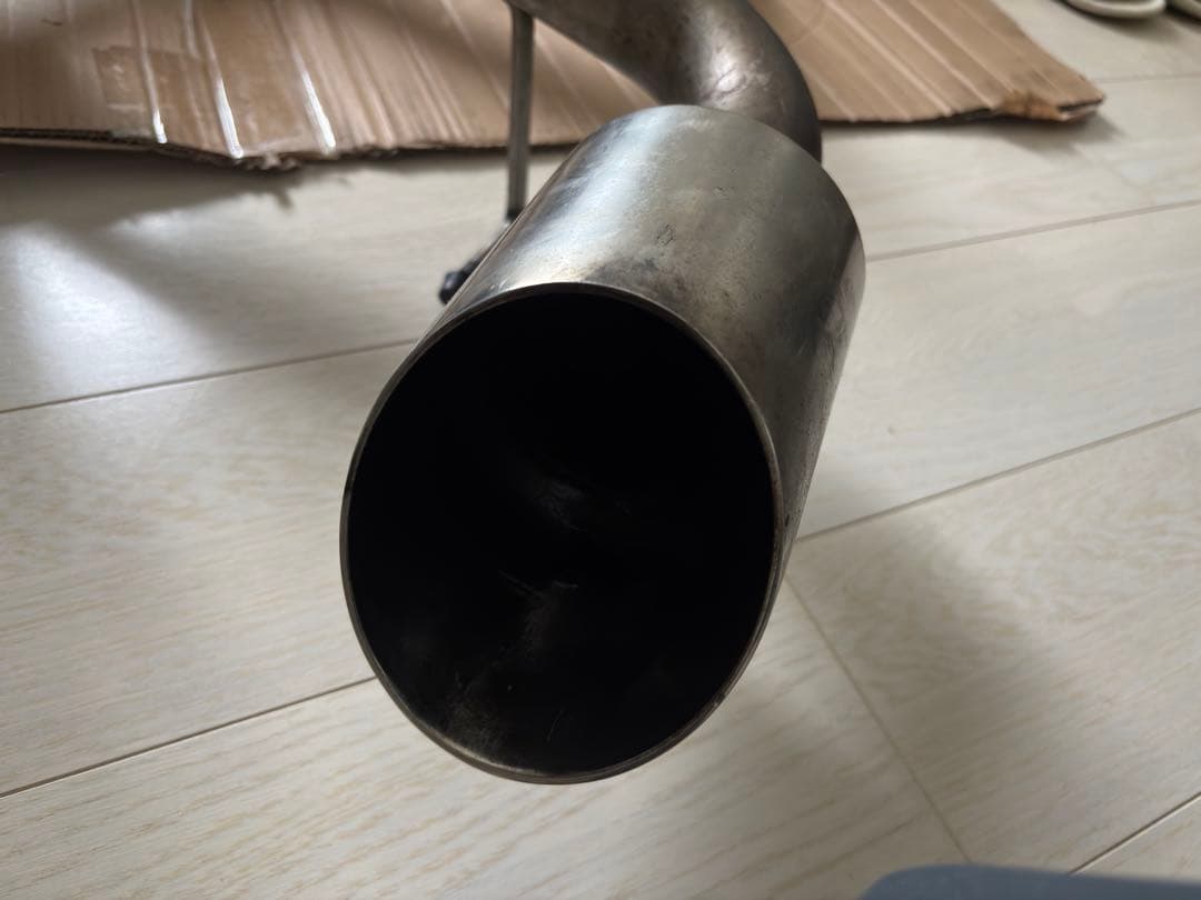 MAGNETI MARELLI SS500R ボンバルドン2.0マフラー