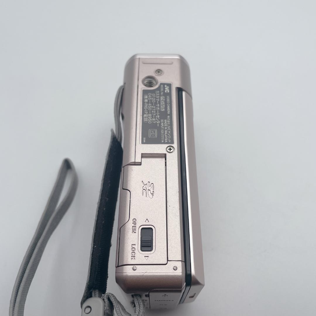 【未使用級】JVC Everio フルハイビジョンビデオカメラ GZ-V570