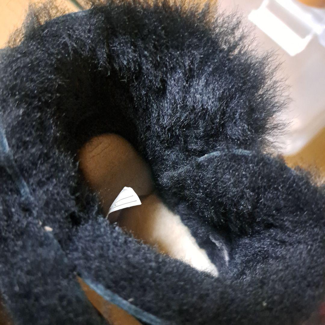 UGG ブラック ビジュー付き ムートンブーツ