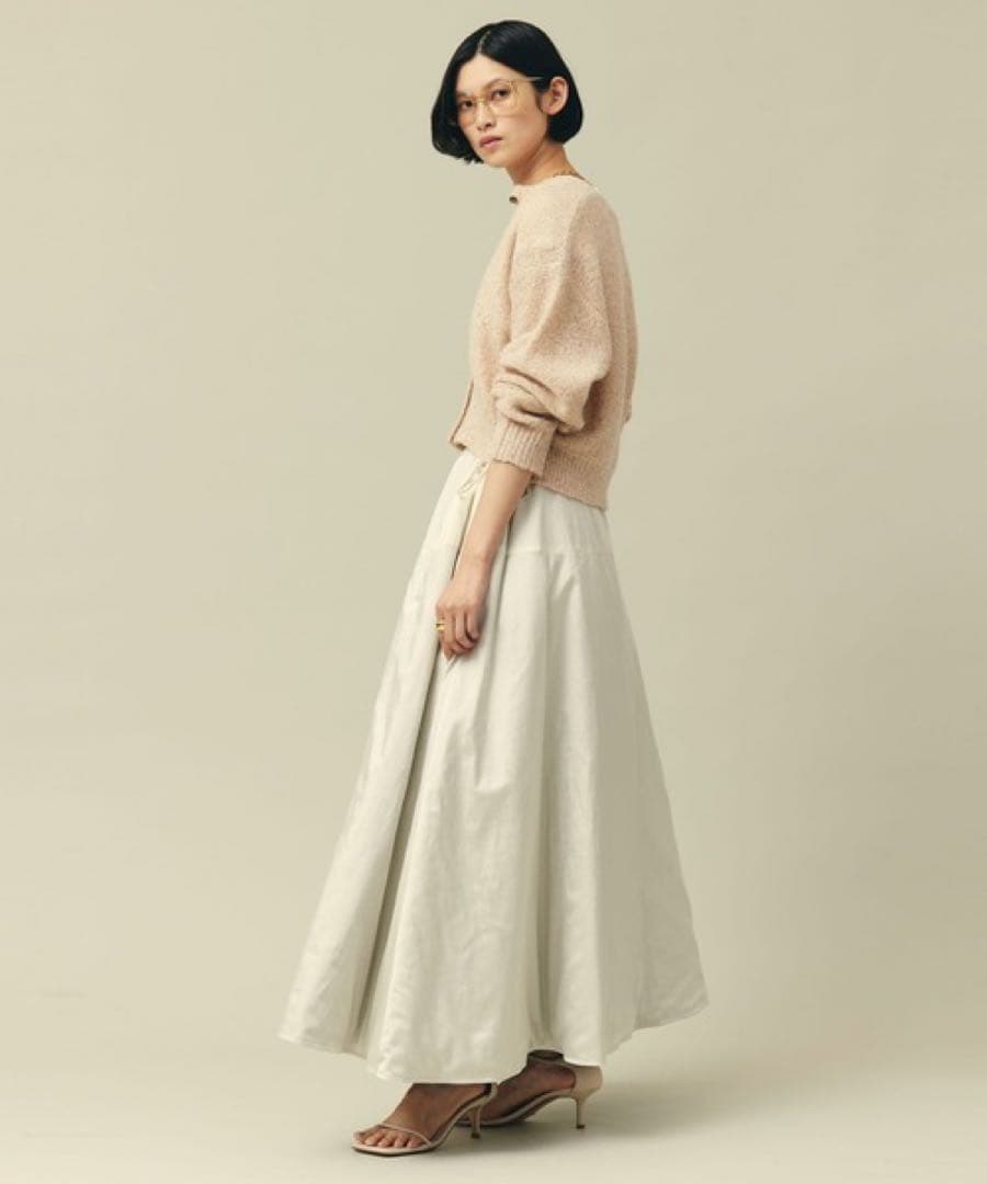 美品！Curensologyスパングルショートカーディガン 高山都カレンソロジー