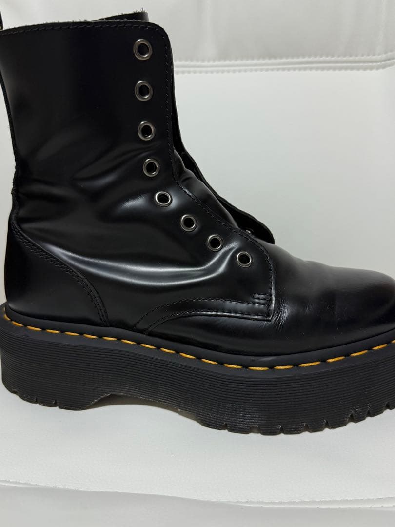 Dr.Martens JADON UK5 8ホール