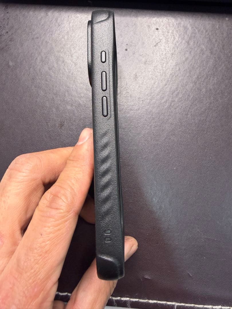 Mous iPhone17proケース カーボン柄 Aramid Fibre