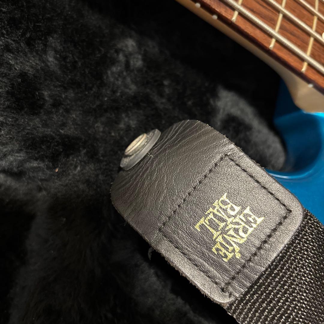 Fender Jazz Bass ハードケース付き