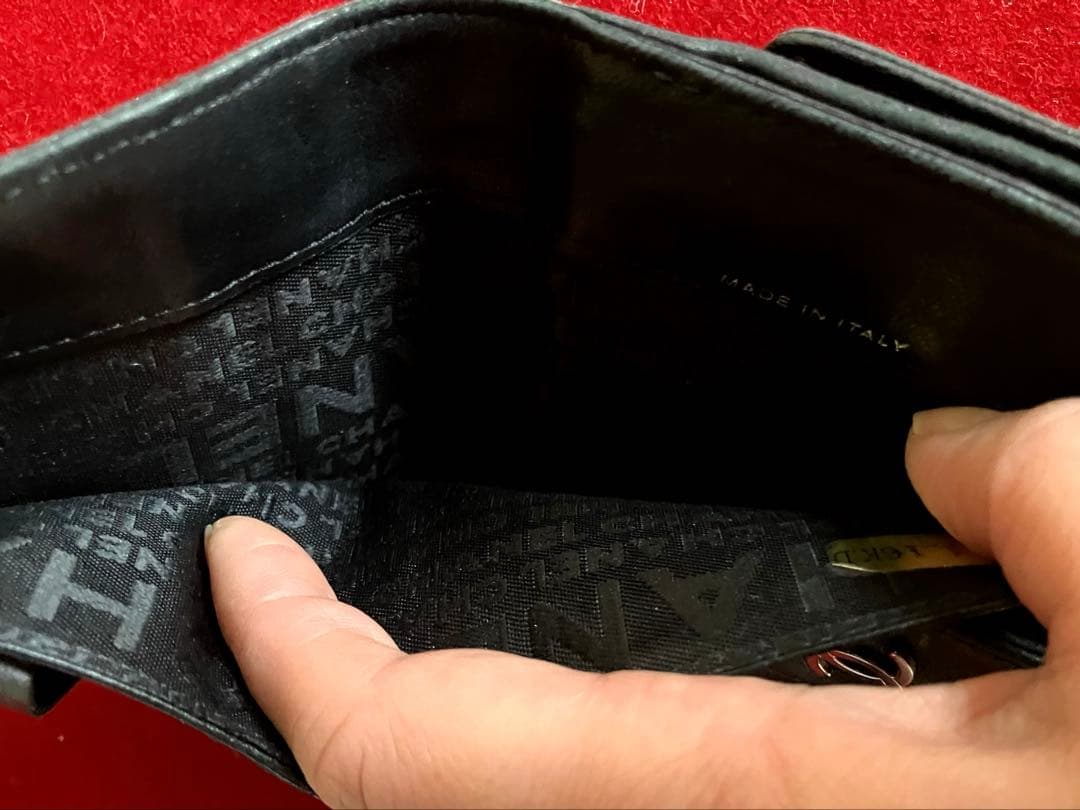お値引‼︎正規品】CHANEL アイコン ブラック ラムスキンレザー 二つ折り財布