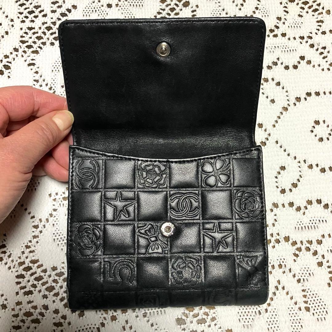 お値引‼︎正規品】CHANEL アイコン ブラック ラムスキンレザー 二つ折り財布