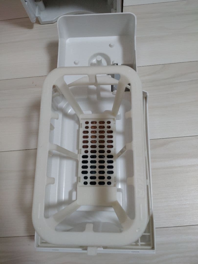 Panasonic ヒーターレス気化式加湿器 FE-KXR05