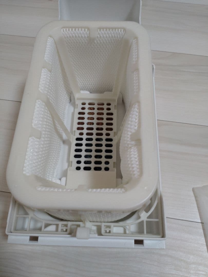 Panasonic ヒーターレス気化式加湿器 FE-KXR05