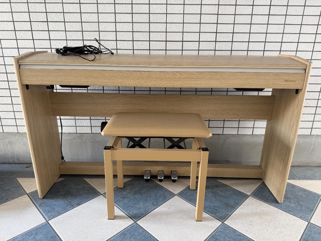 ワンダーさん専用 Roland 電子ピアノ F701-LA 送料椅子込 2022