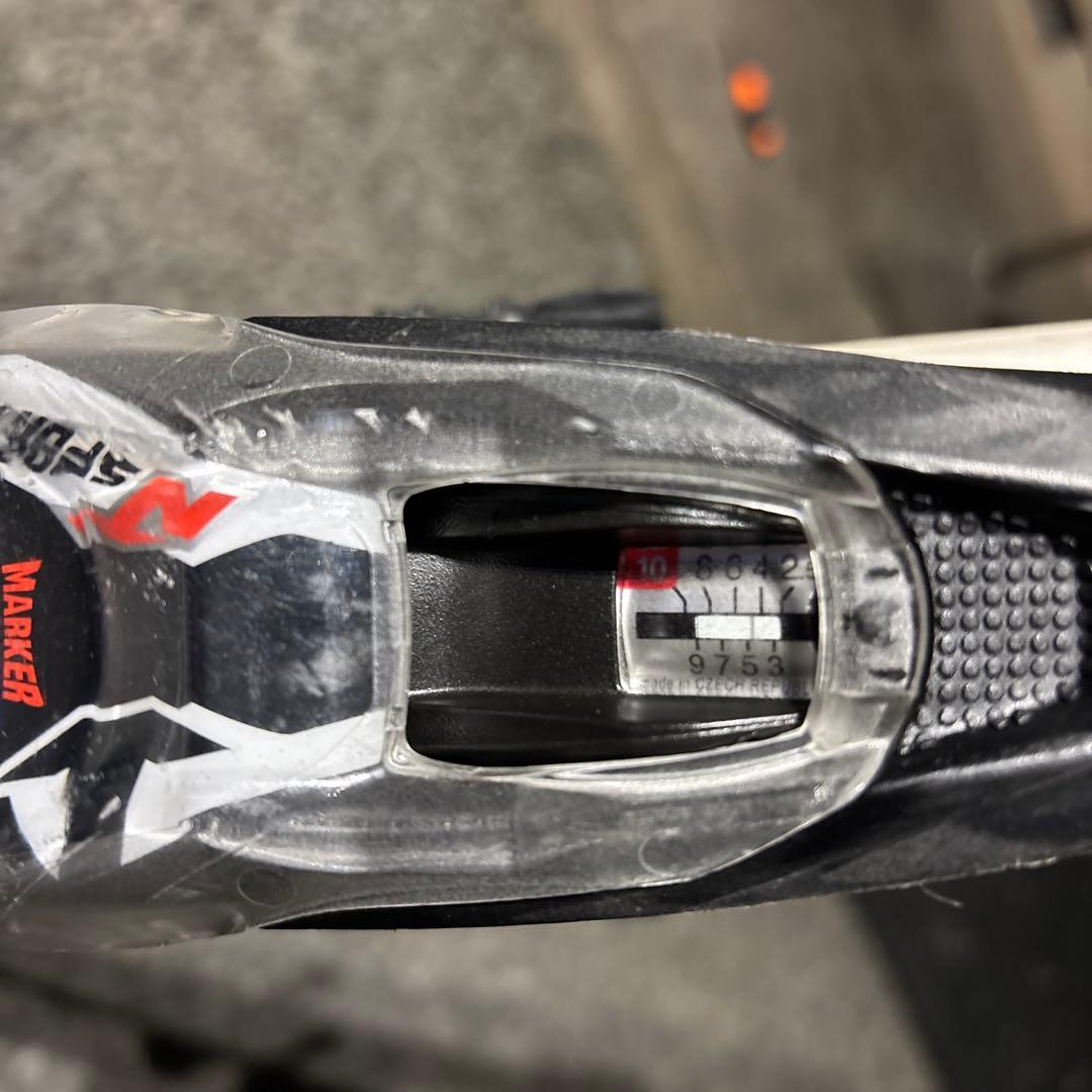 Nordica Sportmachine 70スキーポールセット