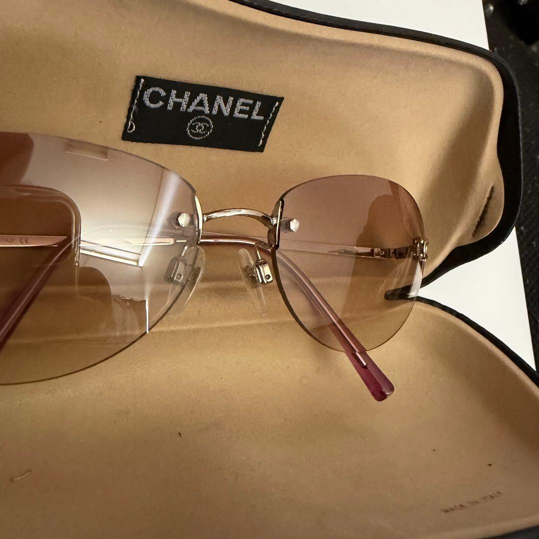 シャネル サングラス パープル 縁無し グラデーション　CHANEL
