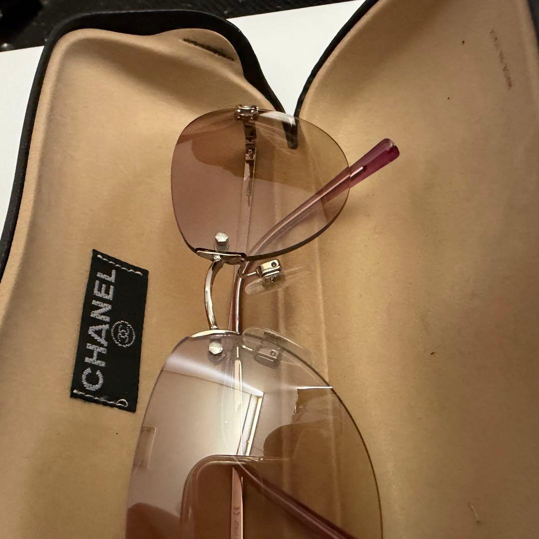 シャネル サングラス パープル 縁無し グラデーション　CHANEL