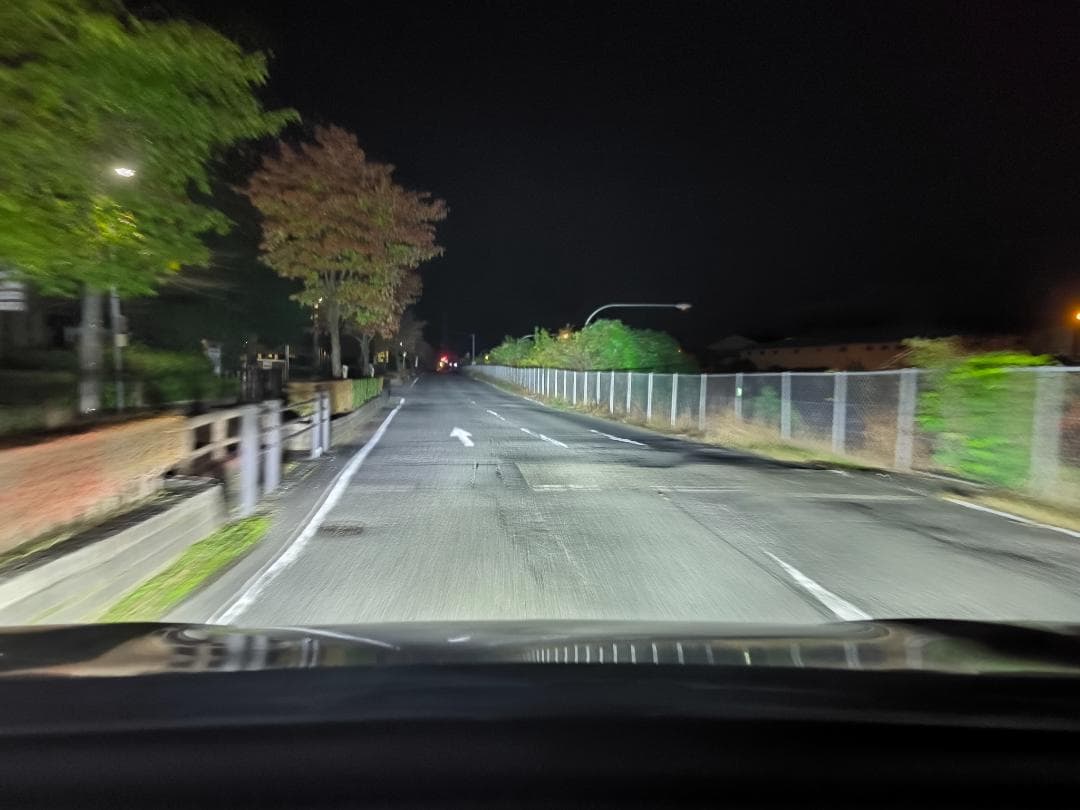 18LED　宇宙一明るいLEDバルブ　他に比べて暗ければ返金 HB3HB4H11