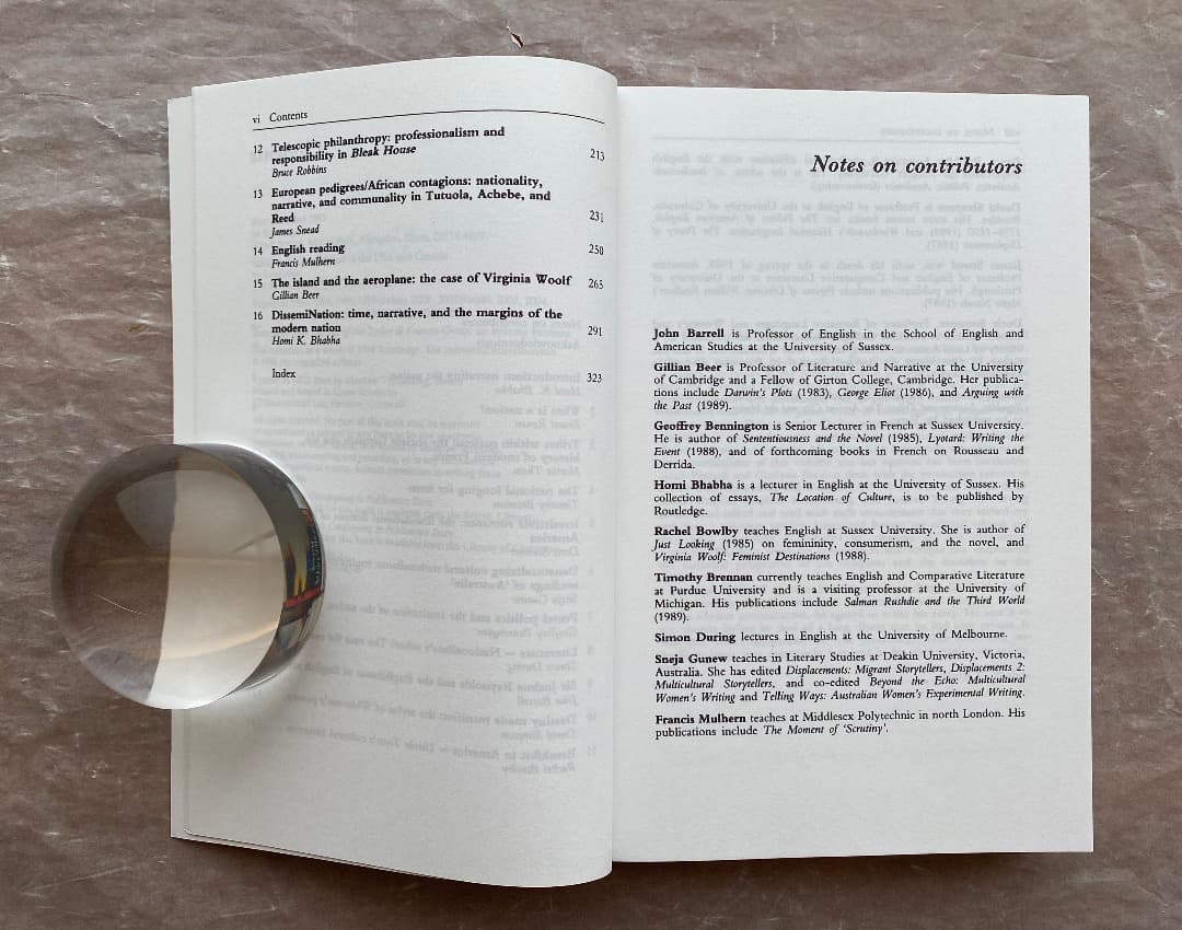 洋書）ホミ・バーバ編『Nation and Narration』、2010年。