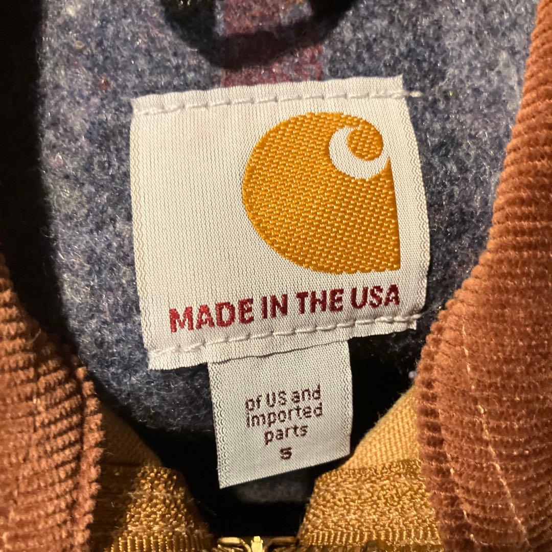アメリカ製　Carhartt デトロイトジャケット