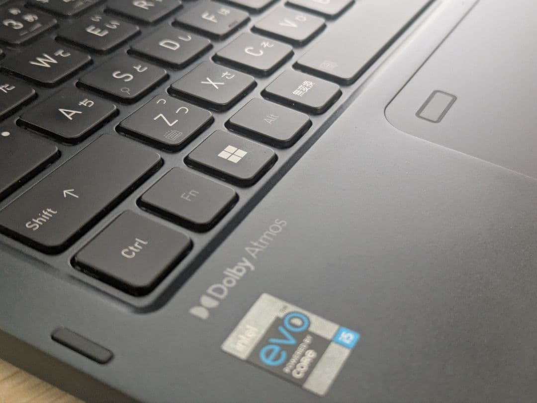 画面NG Dynabook V83/HS i5-1135G7 8GB