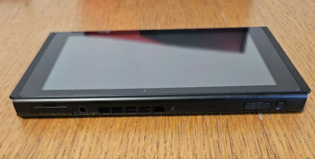 Nintendo Switch 本体 + ジョイコン + ドック(ケース付き)