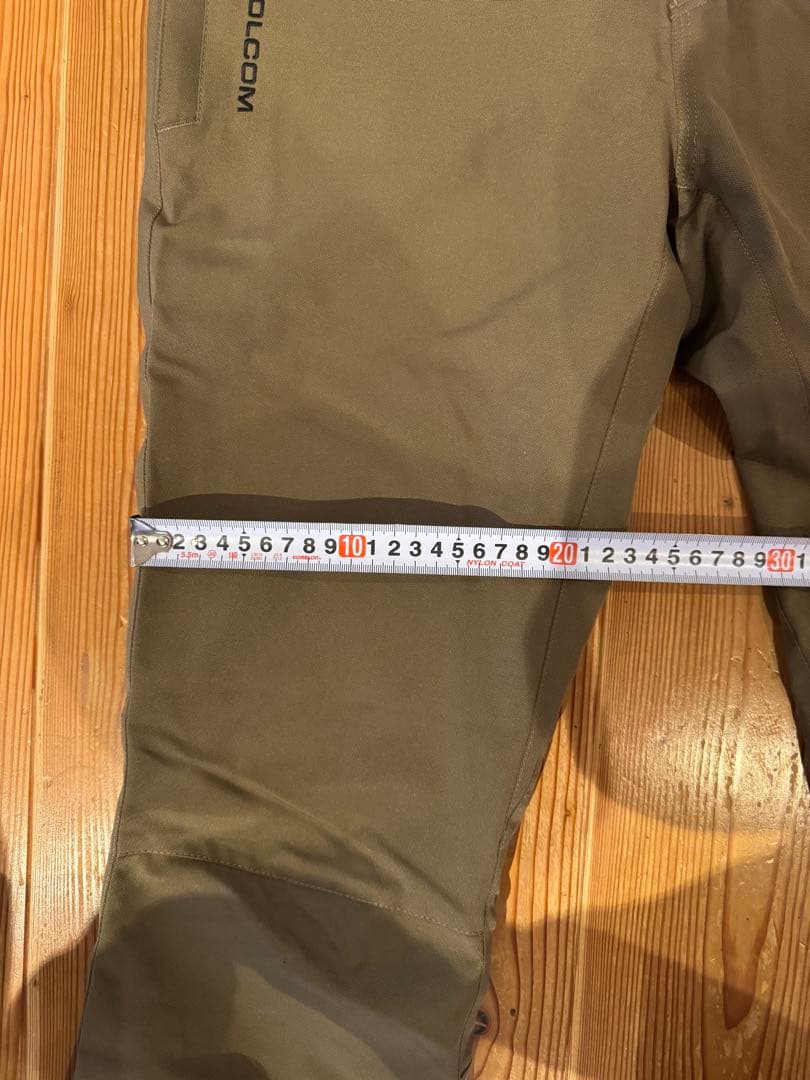 VOLCOM スノーボードウェア サイズS オリーブ