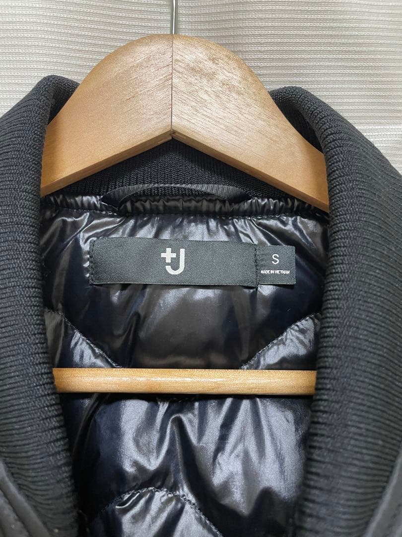 UNIQLO +J ハイブリッドダウンオーバーサイズMA-1 ブラック S