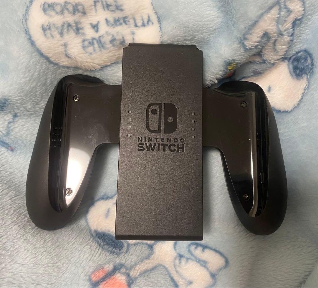任天堂Switch 本体のみ 箱無し付属品無し オマケあり